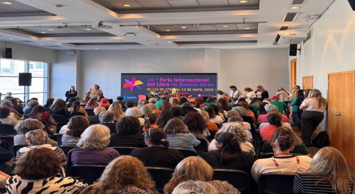 Las cuentacuentos de Casa Garrahan fueron reconocidas en la Feria del libro