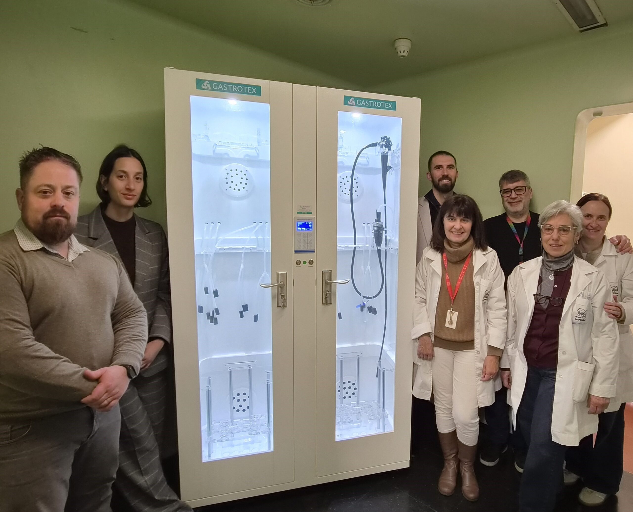 Fundación hizo entrega de un gabinete de almacenamiento y secado de endoscopios al Hospital Garrahan